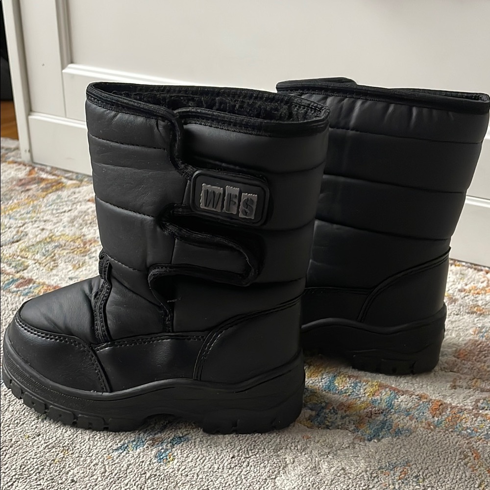 WFS Black Kids Winter Boots